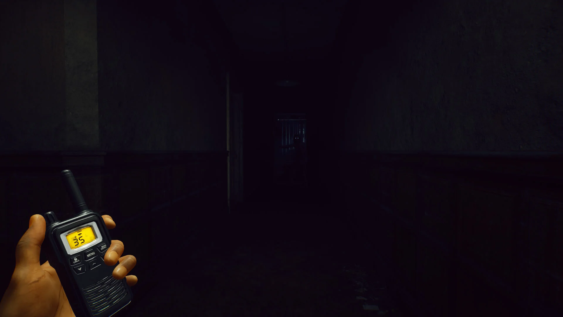 Separated voice-reactive blind entity