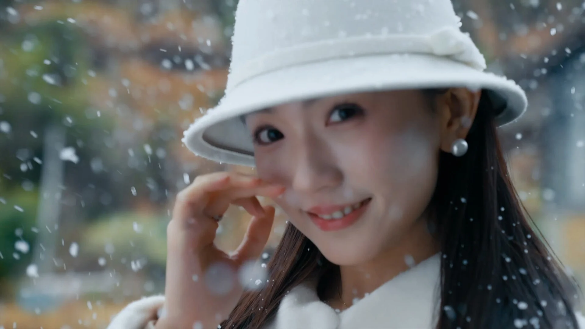 A Love Letter in Snowfall visiting actress