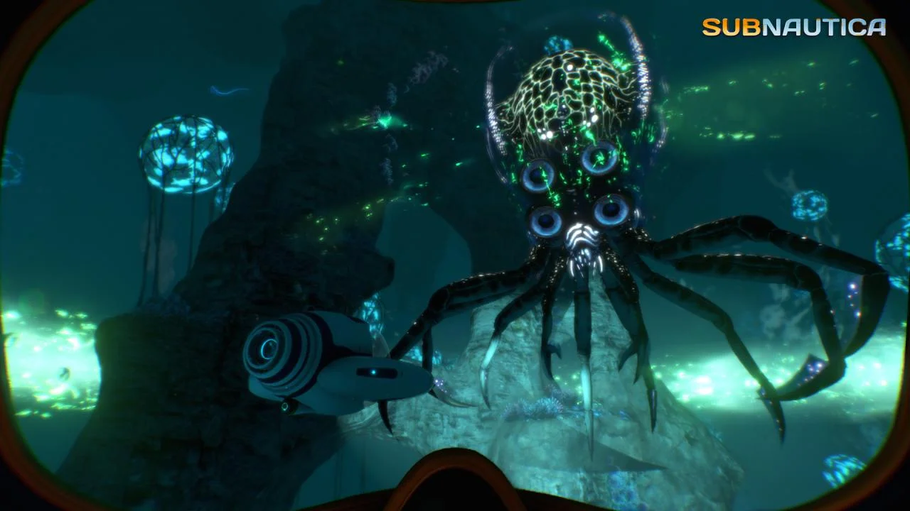 Safe Shallows: docked Seamoth, Scanner reading READY TO SCAN, Peeper fish and purple mushrooms