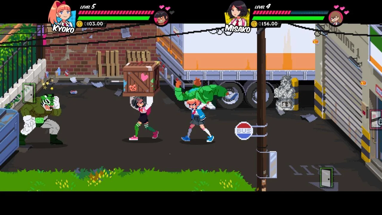 Kyoko and Misako lift crates in an alley beside a truck while a green thug waits, split HUD at level 5 and 4