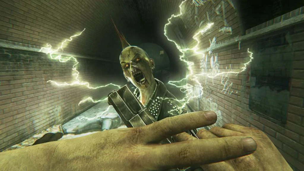 Zombi Buckingham crawl after the sirens