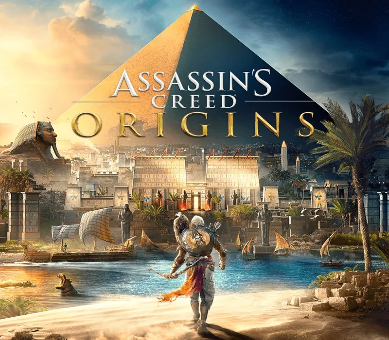 Okładka Assassin's Creed Origins, Bayek na brzegu Nilu przed piramidą, Sfinks z lewej, łodzie z białymi żaglami, złoty napis ORIGINS