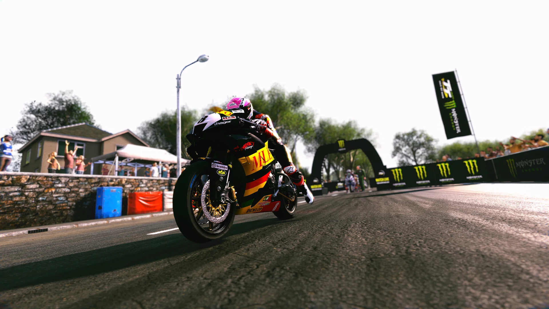 TT Isle Of Man Ride on the Edge 3 two hundred km open roads